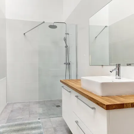 Tbs 194 - Elegant In Apartmán Paříž